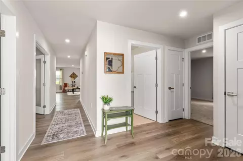 Entry Way - 536 Nesbe St, Lancaster, SC 29720 photo 1 of 1
