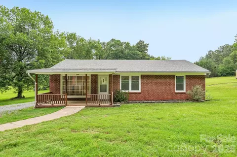 435 Parker Cir, Norwood, NC 28128