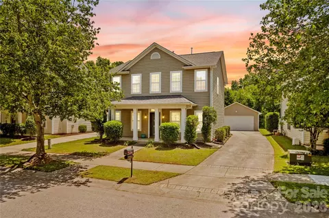 11148 Heritage Green Dr, Cornelius, NC 28031