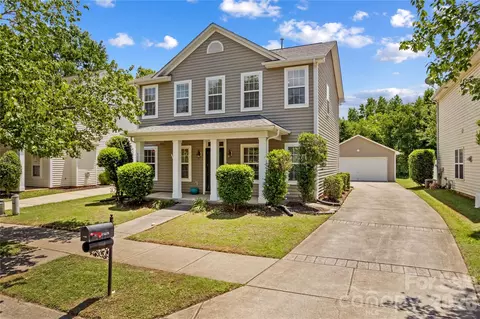 11148 Heritage Green Dr, Cornelius, NC 28031
