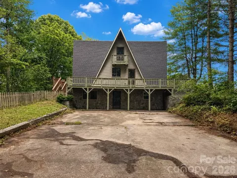 3555 Majestic View Pl, Lenoir, NC 28645