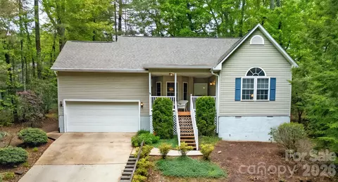 61 Autumn Glen Ct, Brevard, NC 28712