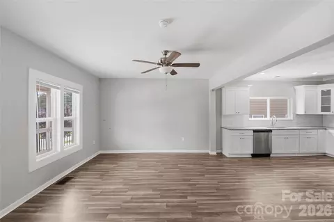 Living - 511 N Johnson St, Monroe, NC 28112 photo 1 of 7