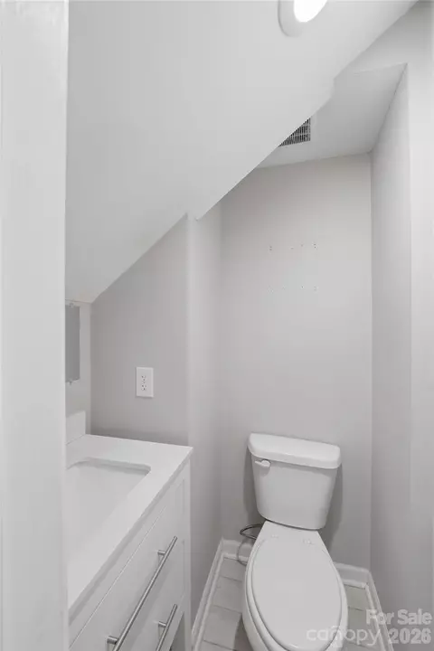 Bath - 511 N Johnson St, Monroe, NC 28112 photo 3 of 8