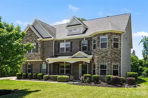 15301 Guthrie Dr, Huntersville, NC 28078