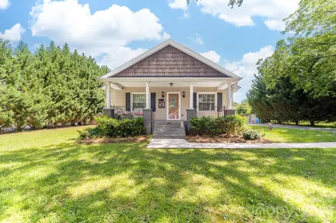 206 Eagle Rd, Belmont, NC 28012