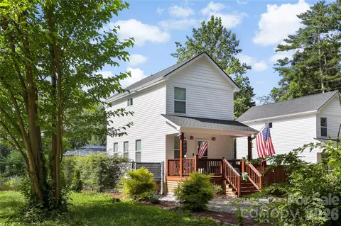 13 Trade St, Arden, NC 28704