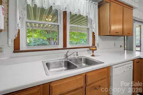 Kitchen - 788 Alexander Rd, Alexander, NC 28701 photo 4 of 5