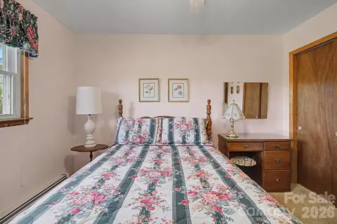 Bedroom - 788 Alexander Rd, Alexander, NC 28701 photo 4 of 6
