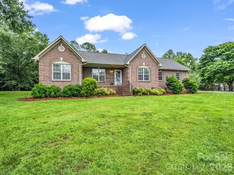 153 Rosey Ln, Rutherfordton, NC 28139