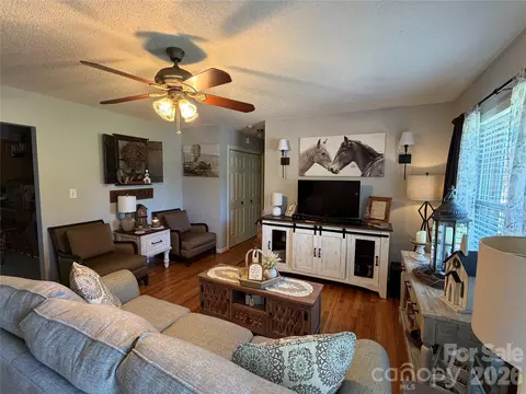 Living - 110 E Pine St, Maiden, NC 28650 photo 1 of 3