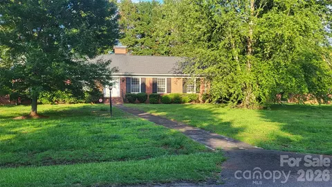 1934 Hayes Dr, Rock Hill, SC 29732