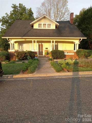 601 Forney Ave, Lincolnton, NC 28092