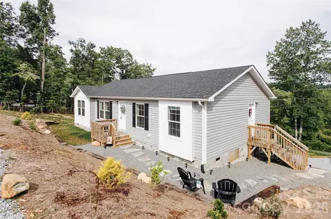 70 S Cascades Dr, Nebo, NC 28761