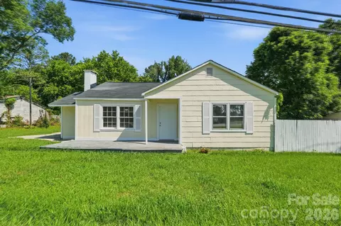 1208 E Arch St, Lancaster, SC 29720