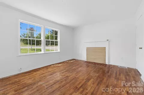 Living - 1208 E Arch St, Lancaster, SC 29720 photo 3 of 3