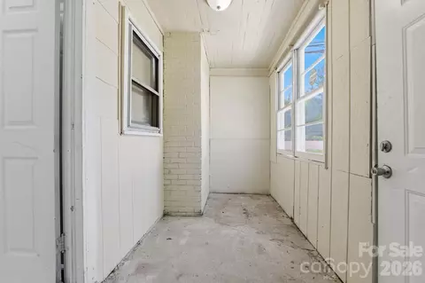 Exterior - 1208 E Arch St, Lancaster, SC 29720 photo 2 of 2