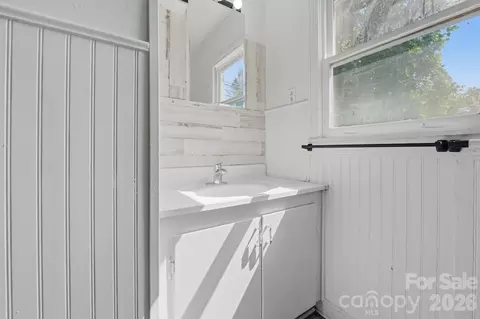 Bath - 1208 E Arch St, Lancaster, SC 29720 photo 1 of 1