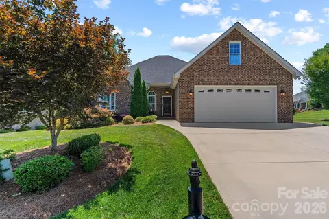 7882 Ballentrae Pl, Stanley, NC 28164