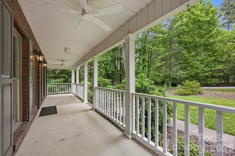 Exterior - 5330 Chester Ct, Davidson, NC 28036 photo 2 of 3