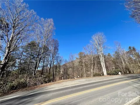 321 N Hwy N, Sugar Grove, NC 28679