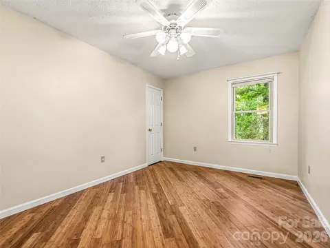 Bedroom - 22 Timberleaf Dr, Fletcher, NC 28732 photo 2 of 3