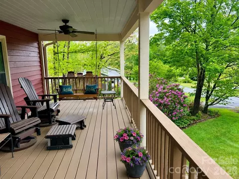 Exterior - 22 Timberleaf Dr, Fletcher, NC 28732 photo 6 of 19