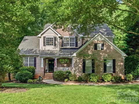 1317 Golden Ridge Rd, Clover, SC 29710