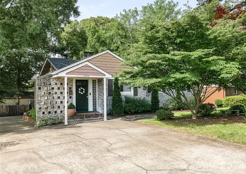 2508 Hilliard Dr, Charlotte, NC 28205