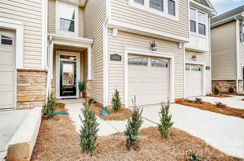 7516 Hodges Meadow Ln, Charlotte, NC 28213