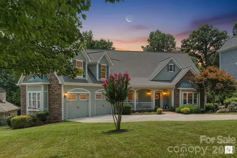 929 Wessington Manor Ln, Fort Mill, SC 29715