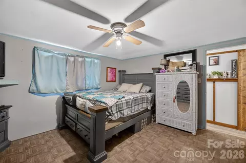 Bedroom - 13 E Murray St, Maiden, NC 28650 photo 5 of 8