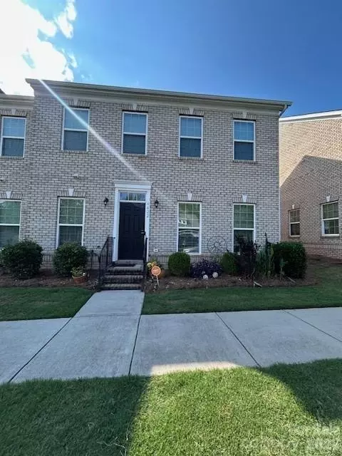 6622 Brighton Park Dr, Mint Hill, NC 28227