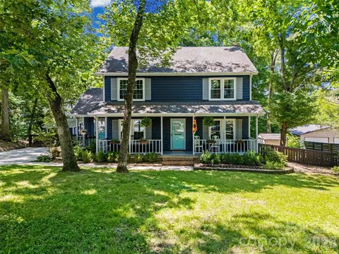 10924 Pampas Cir, Charlotte, NC 28226