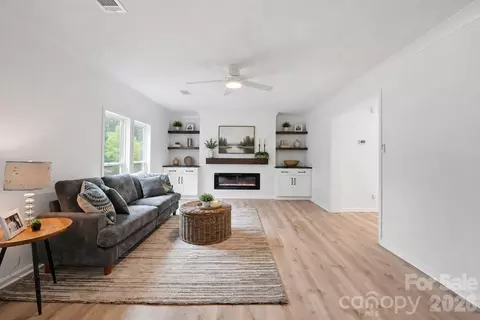 Living - 7553 Katherine Dr, Denver, NC 28037 photo 1 of 6