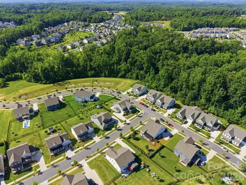 View/Area - 11006 Sound Rd, Davidson, NC 28036 photo 1 of 2