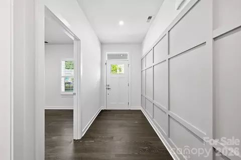 Entry Way - 11006 Sound Rd, Davidson, NC 28036 photo 1 of 2