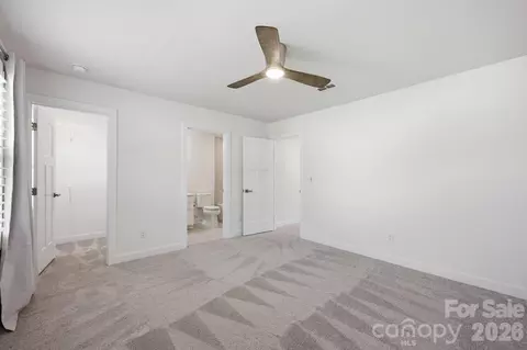 Bedroom - 11006 Sound Rd, Davidson, NC 28036 photo 6 of 10
