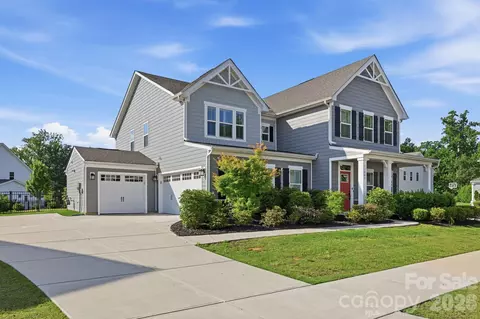Exterior - 11006 Sound Rd, Davidson, NC 28036 photo 2 of 5