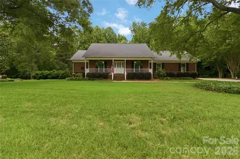 3285 Horse Shoe Trl, Fort Mill, SC 29708