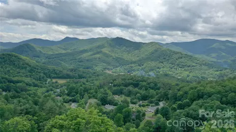 491 Signal Ridge 25 Rd #25, Sylva, NC 28779