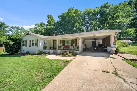 44080 Woodhurst 26 Rd #26, New London, NC 28127