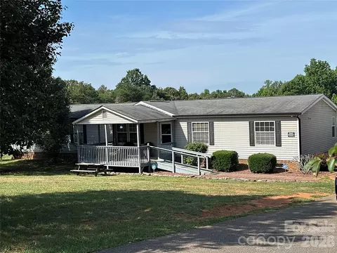 2567 Peeler Rd, Vale, NC 28168