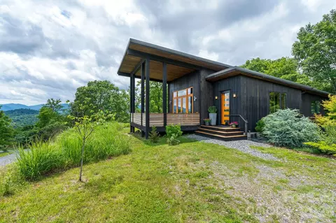 Freedom Cove Drive, Marshall, NC 28753