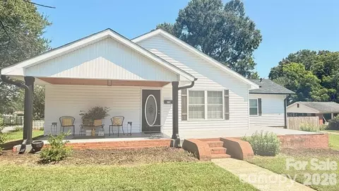 210 W Church St, Cherryville, NC 28021