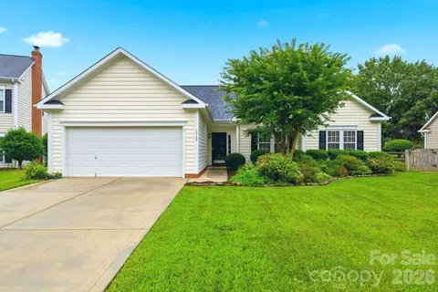 12126 Wild Garden Ct, Charlotte, NC 28269