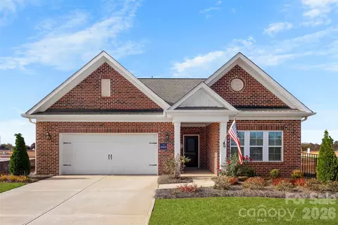 3069 Founding Fathers Dr, Gastonia, NC 28056