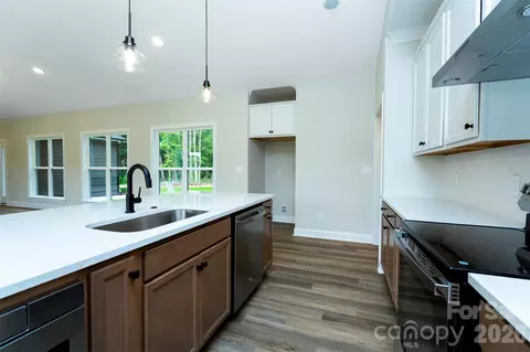 Kitchen - 3008 Buffet Ln, Monroe, NC 28110 photo 3 of 4