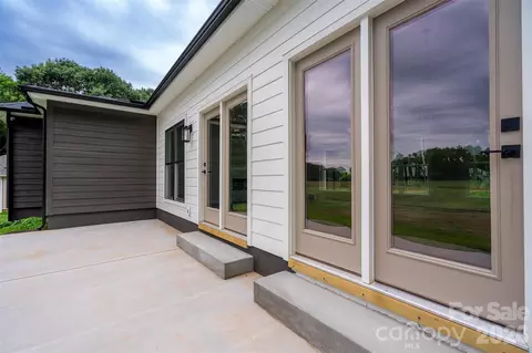 Exterior - 3008 Buffet Ln, Monroe, NC 28110 photo 3 of 4