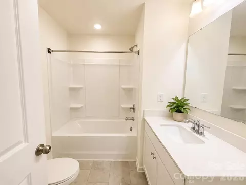 Bath - 327 Willowsford Dr, Monroe, NC 28110 photo 3 of 3